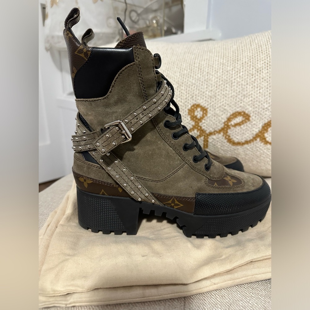Louis Vuitton Desert Boots